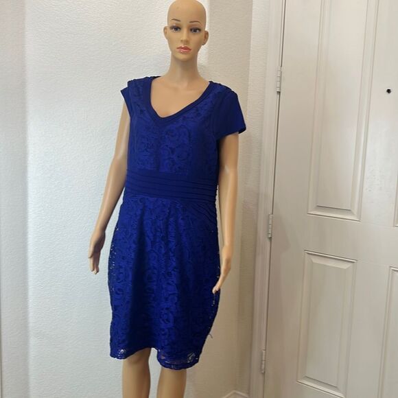 Candalite Dress V Neck Short Sleeve Royal Blue Lace Midi Lined Slimming Waist - Picture 1 of 8